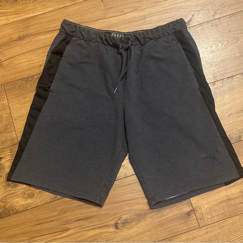 Men’s Puma Athletic Drawstring Shorts size large